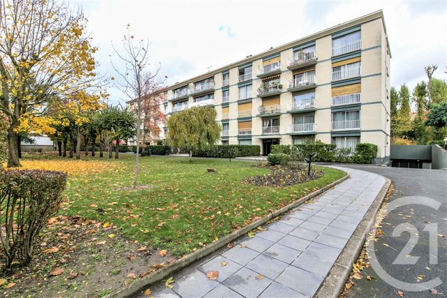 Appartement F5 à vendre - 5 pièces - 100.69 m2 - ST MAUR DES FOSSES - 94 - ILE-DE-FRANCE - Century 21 Immo Bac